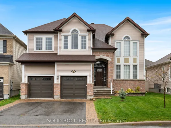 347 Bamburgh Way, Ottawa, ON K2J 5R1