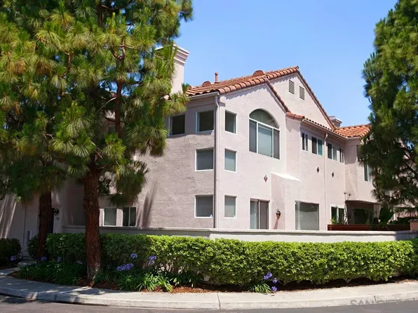 5558 Renaissance Ave #1, San Diego, CA 92122