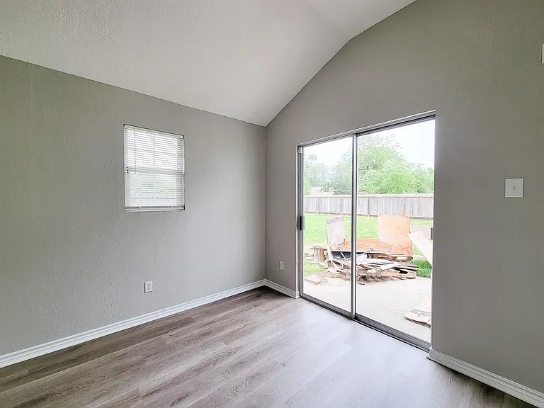 15814 Murrelet Ct — Photo 22
