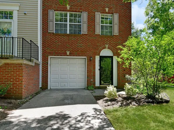 9958 Royal Commerce Pl, Upper Marlboro, MD 20774