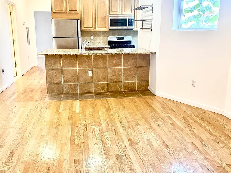454 Central Ave #2-R — Photo 47