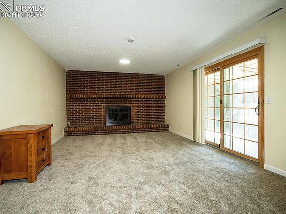 4th image of 5478 Descanso Cir E