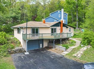 2 Ridge Rd, Highland Lakes, NJ 07422