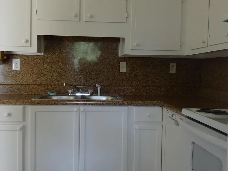 5031 Popperdam Creek Dr — Photo 3