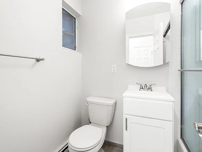 117 Vose Avenue Apartments — Photo 8