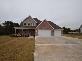 4143 W Weir Rd, Fayetteville, AR 72704