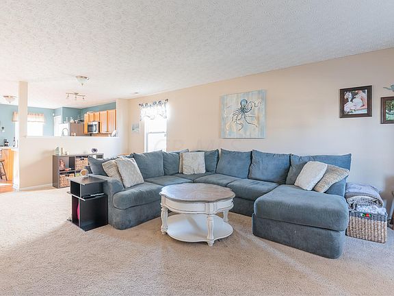4th image of 8069 Beardsley Ave