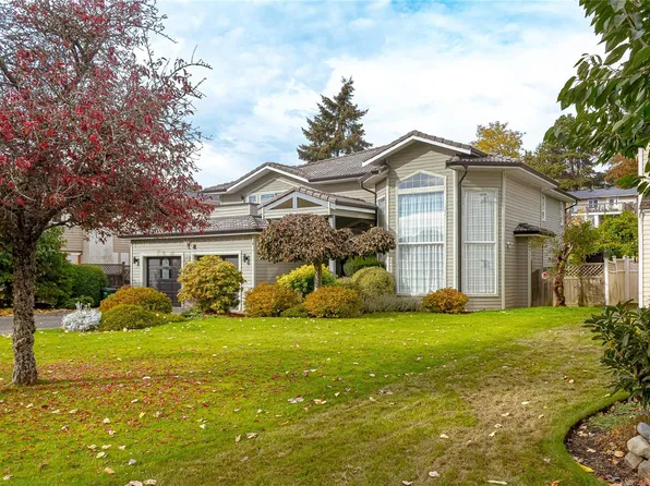 812 Dalewood Ln, Saanich, BC V8X 5G6