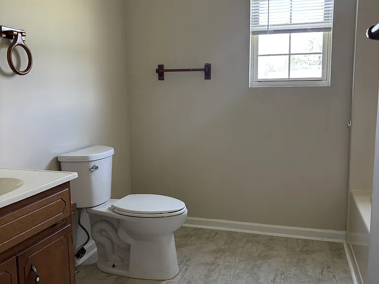136 Hunt Hollow Dr — Photo 10
