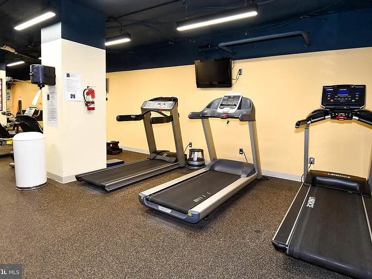 5500 Holmes Run Pkwy #1007 — Photo 36