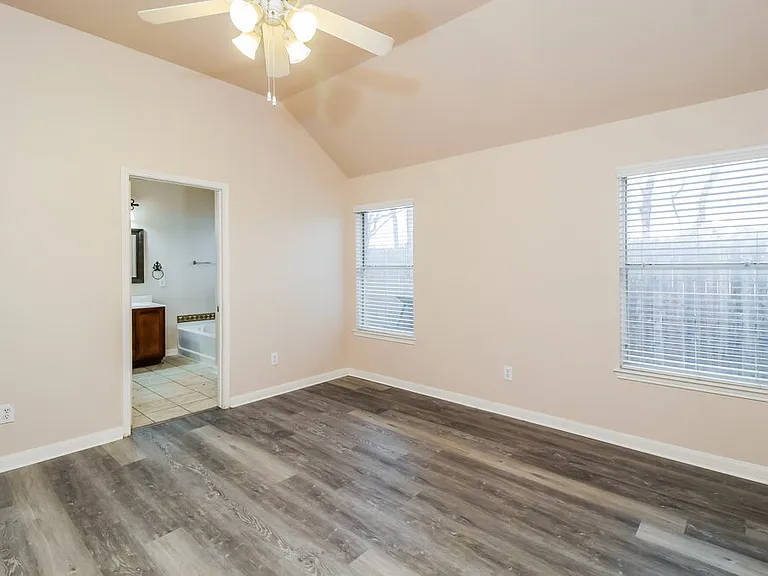 12153 Angel Food Ln — Photo 12