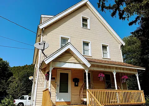 233 Valley St Photo 1