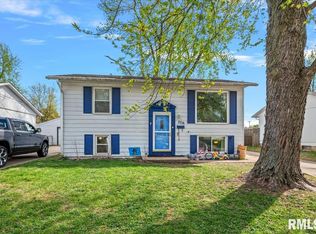 2216 Ramsey Rd, Springfield, IL 62702