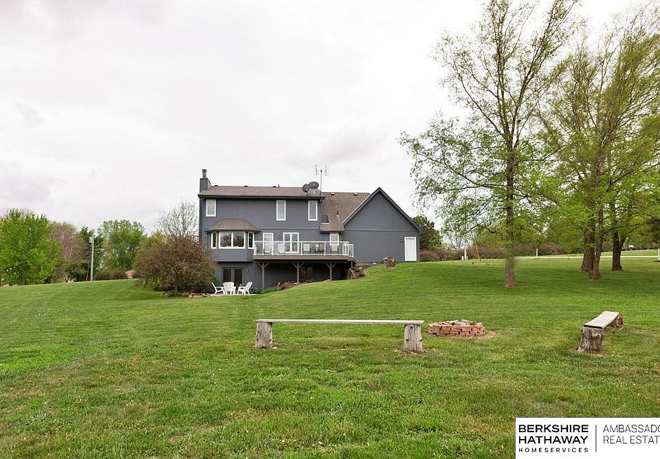 2nd image of 18104 Murray Trl