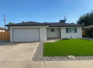 934 W Alamos Ave, Clovis, CA 93612