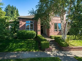 2384 Taylor Dr, West Linn, OR 97068