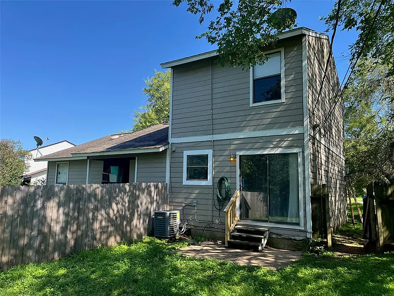 112 Hillside Cv #A — Photo 8