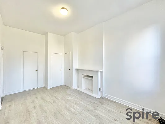 Rented by Spire Group | media 9