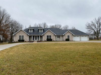 1024 E McKinsey St, Moberly, MO, 65270