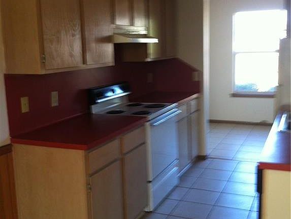 4th image of 219 Joe St #1