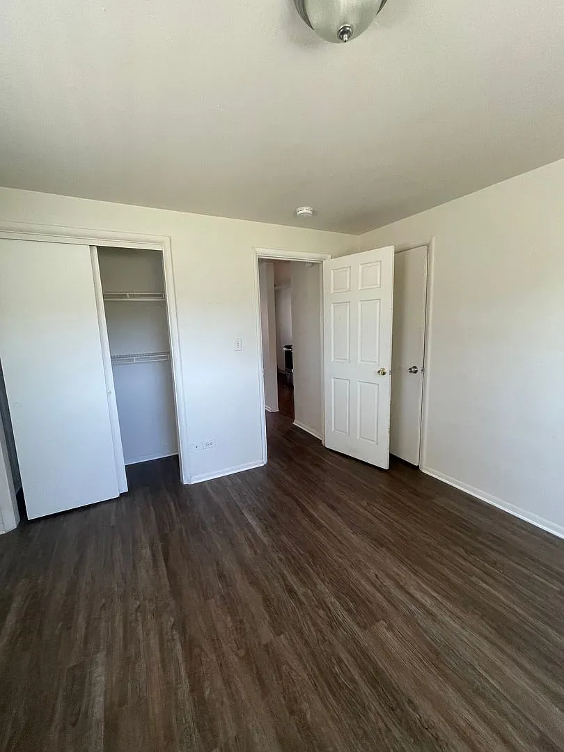 5532 S Grant St. — Photo 4