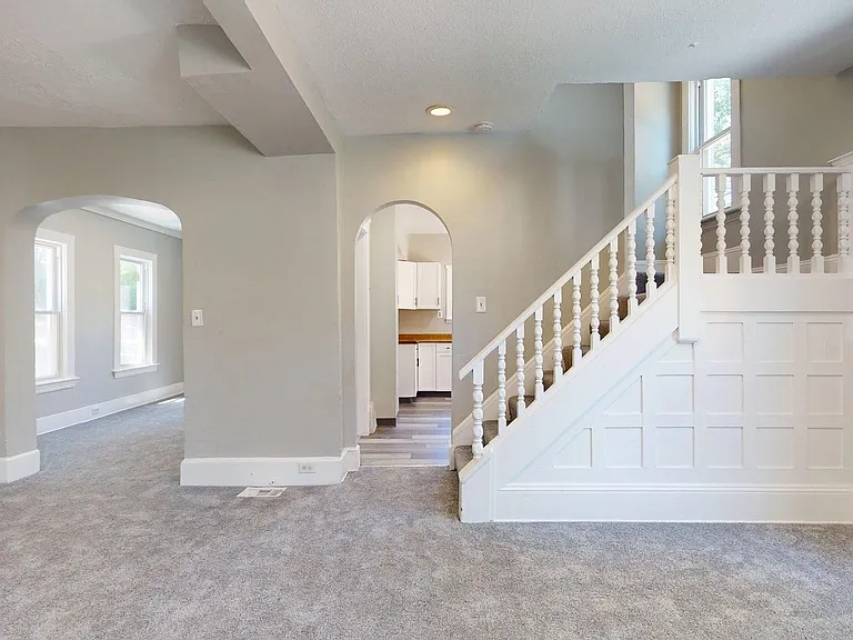 3222 W 94th St — Photo 14