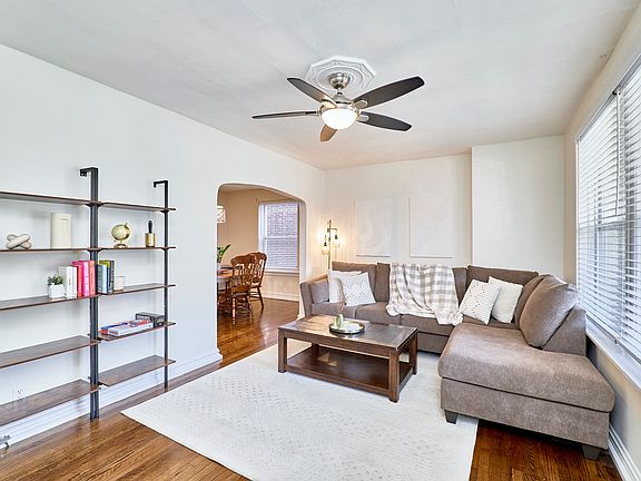 3rd image of 4948 Tholozan Ave Unit A