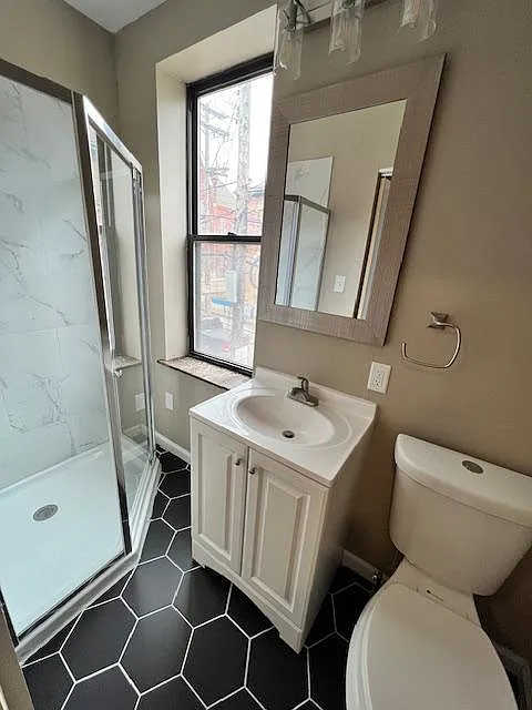 2 bed, 820 sqft, $1,595 — Photo 2