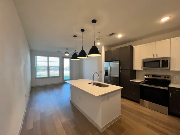 (undisclosed Address), Del Valle, TX 78617