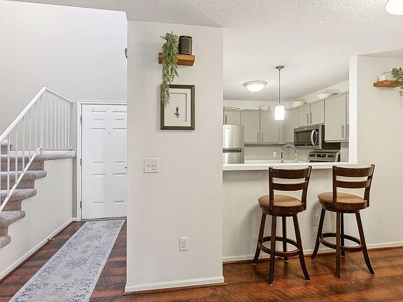 4th image of 7609 Edinborough Way APT 4313