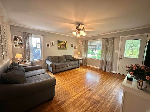 3rd image of 4001 W Maryland St