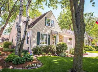 1422 Dorothea Rd, Berkley, MI 48072