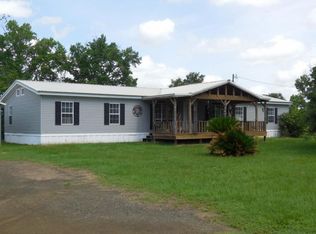 525 Rosevine Rd, Bronson, TX 75930