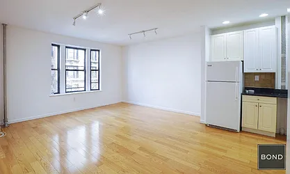 Rented by Bond New York