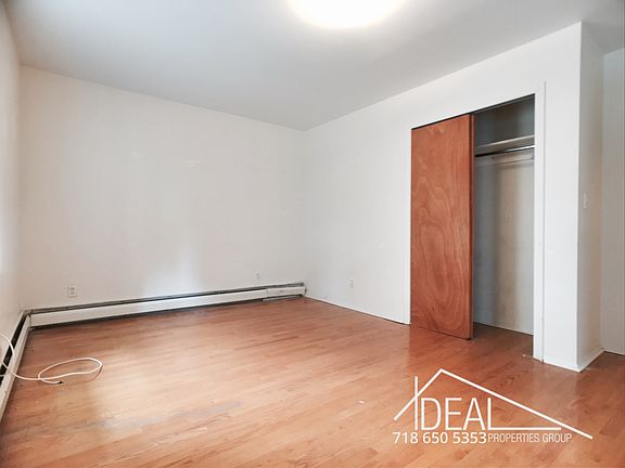 3rd image of 565 Vanderbilt Ave APT 3D