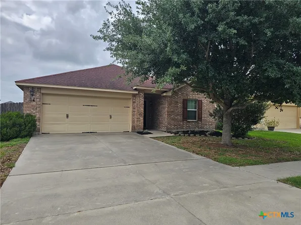 114 Blue Rock Ct, Victoria, TX 77904