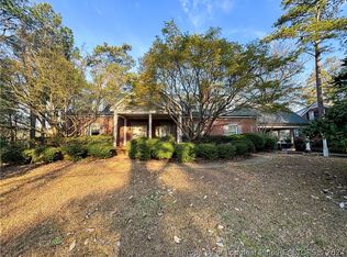 2016 Winterlochen Rd, Fayetteville, NC 28305