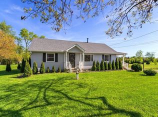 2432 Old Home Rd, Grove City, OH 43123