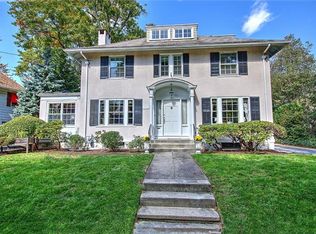 126 Laurel Ave, Providence, RI 02906