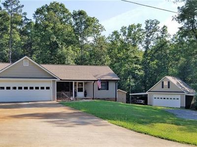140 Arrowhead Ln, Mount Gilead, NC, 27306