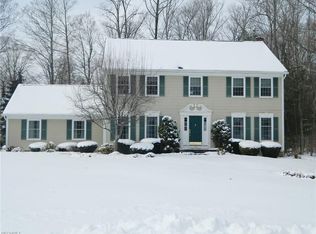300 Poplar Ct, Aurora, OH 44202