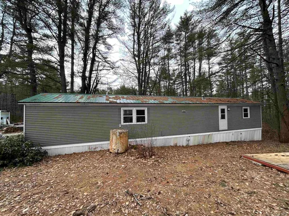 13 Windsor Drive, Tilton, NH 03276