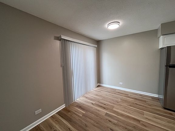 3rd image of 1575 Cornell Pl