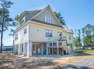 131 Neptune Ln, Deltaville, VA 23043