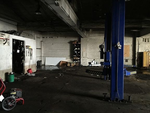 3rd image of 1539 S. Laramie