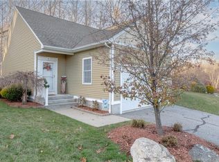 6 Commonway Dr #6, Brooklyn, CT 06234