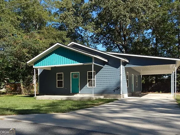 202 Barron St, Byron, GA 31008