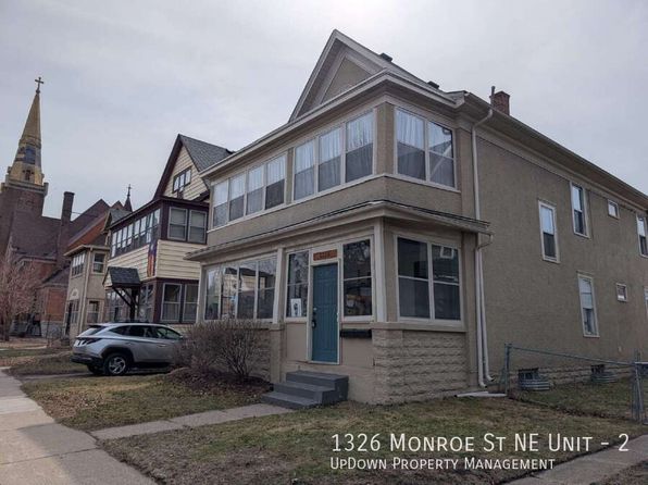 1326 Monroe St NE Floor 2