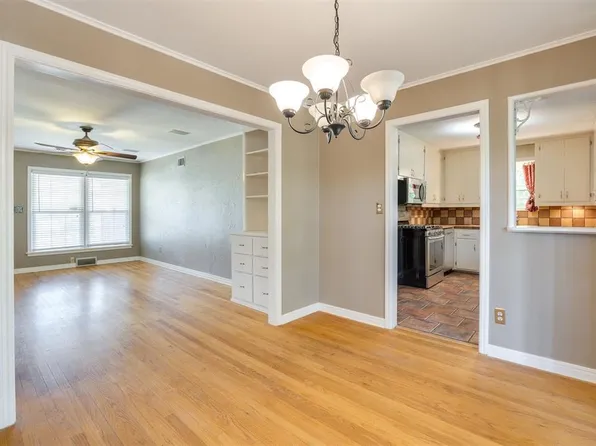 2733 NW 67th St, Oklahoma City, OK 73116