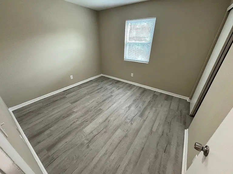 2320 N. 4th Street — Photo 22